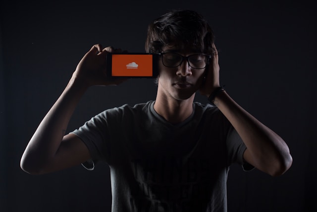 5 Common Mistakes Artists Make on SoundCloud (And How to Fix Them)